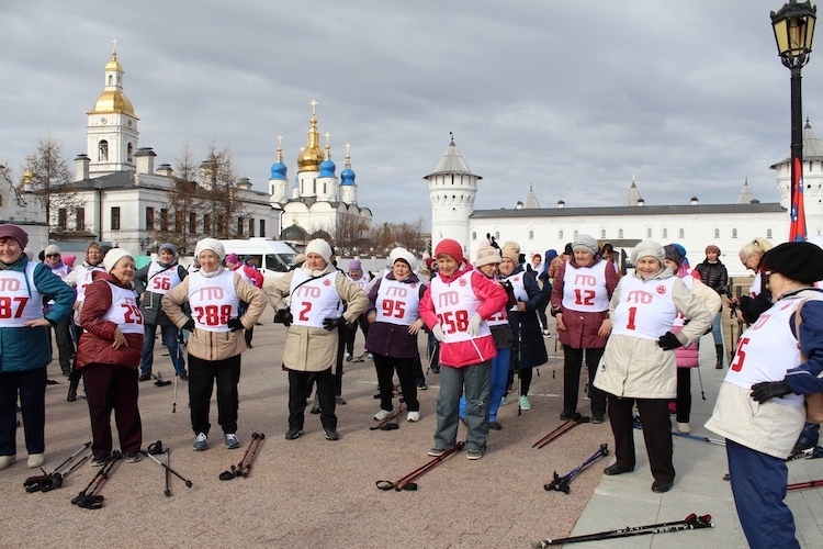 Фестиваль северной ходьбы прошёл в Тобольске