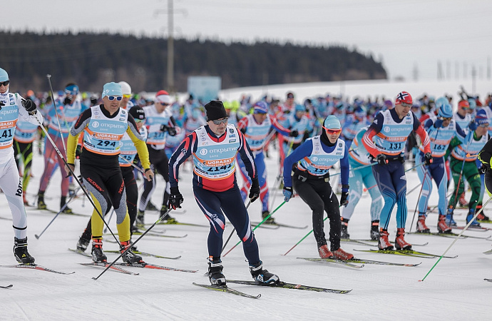В Ханте-Мансийке состоялся грандиозный лыжный марафон.