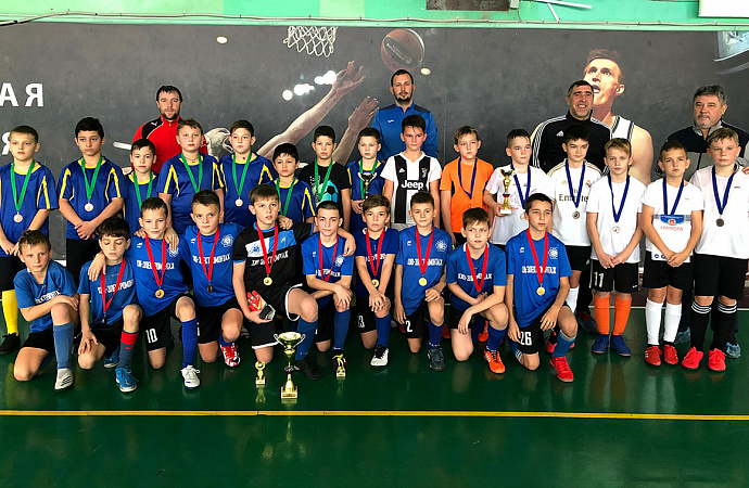 Соревнования «Мини-футбол – в школу» проходят в Волгограде