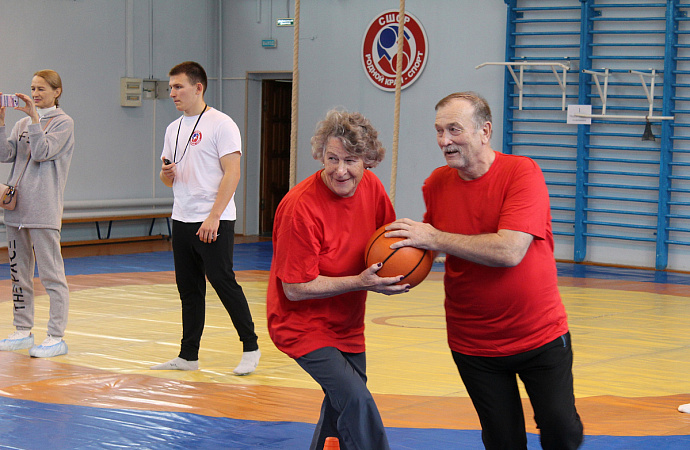 В Рязани прошли спортивные соревнования среди пенсионеров